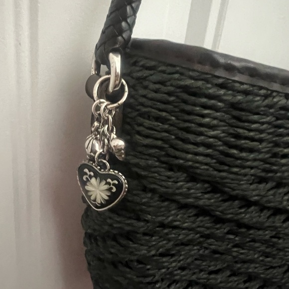 Brighton Straw Wicker Shoulder Bag - Picture 3 of 9